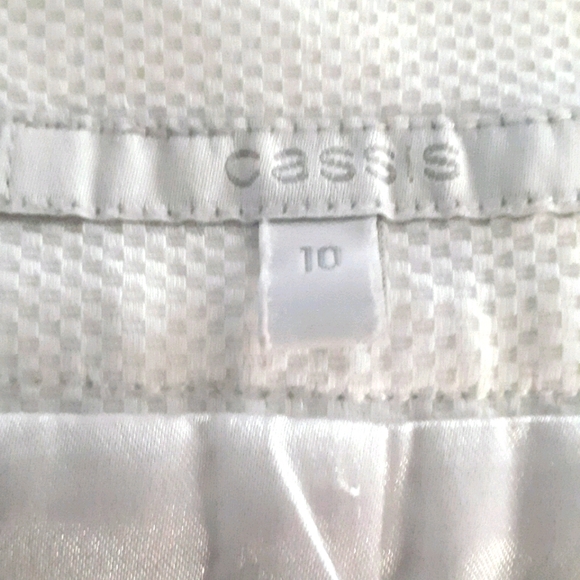 Cassis | Shift Dress with Pockets - Picture 6 of 8